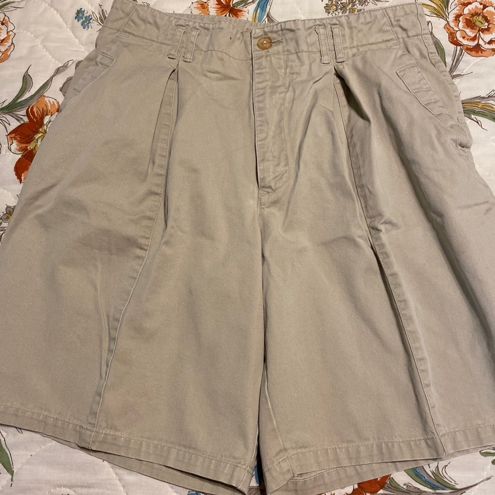 Men’s size 31 khaki shorts, Generra